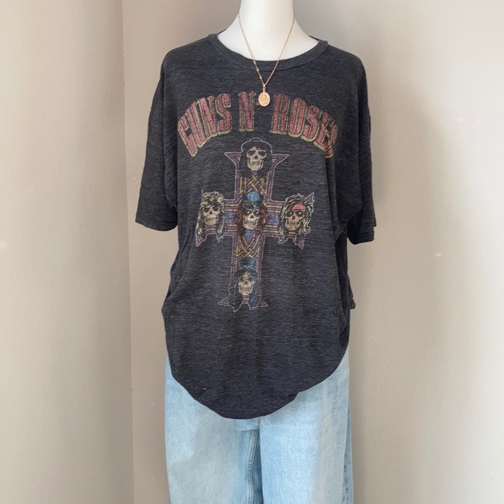 Guns N’ Roses shirt